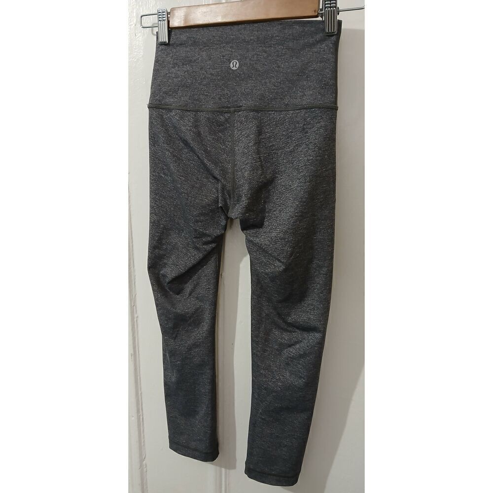 Lululemon women size 6 wunder under capri leggings gray - Picture 2 of 4